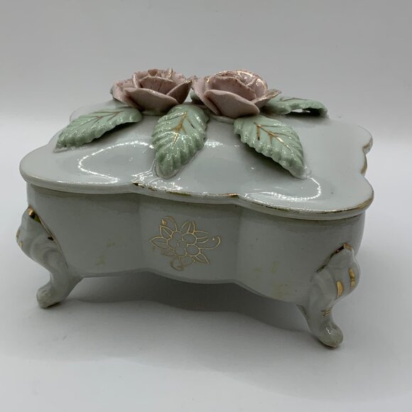 Bond Ware L&M Vintage Porcelain Roses 4 Legged Covered Trinket Box - Picture 4 of 9